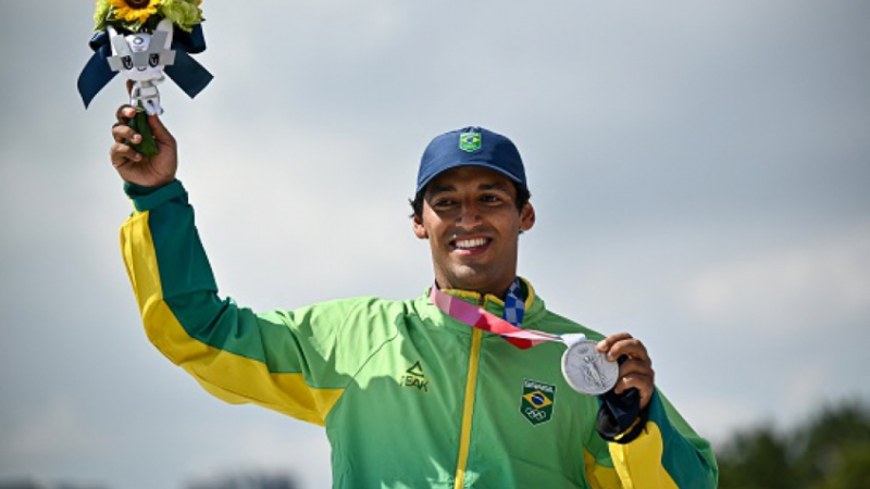 Kelvin Hoefler, skatista, ganha a primeira medalha para o Brasil nas Olimpíadas de Tóquio