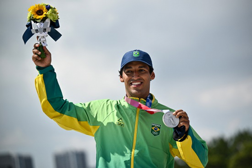 Kelvin Hoefler, skatista, ganha a primeira medalha para o Brasil nas Olimpíadas de Tóquio