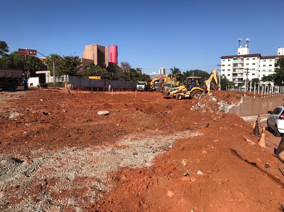 Obra da Avenida Leste-Oeste chega à Câmara Municipal