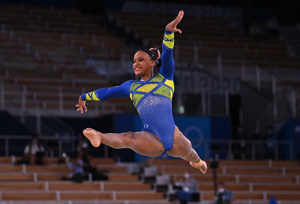 É prata! Ginasta Rebeca Andrade traz título inédito para o Brasil