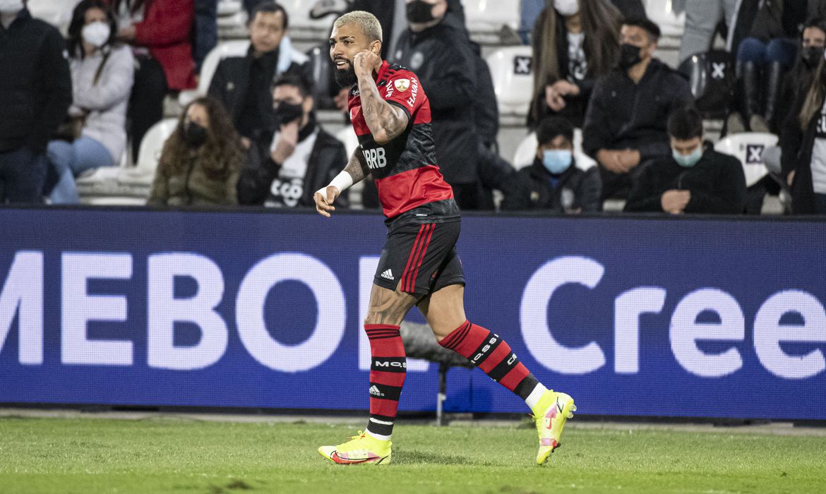 Gabriel brilha e Flamengo abre vantagem sobre Olimpia na Libertadores