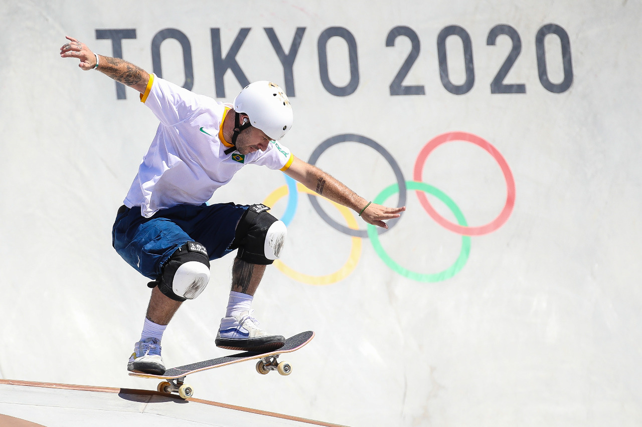 Pedro Barros conquista prata no skate park da Olimpíada