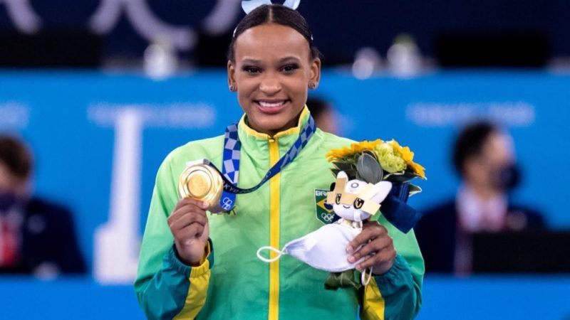 Rebeca Andrade ganha ouro na ginástica artística feminina