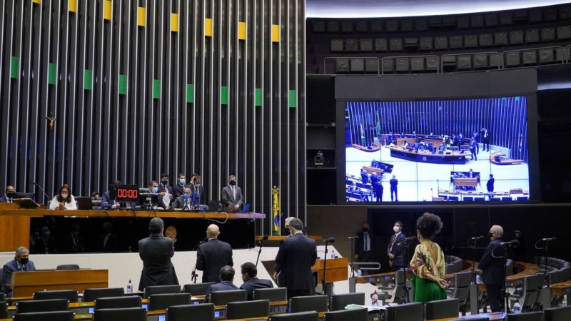 Câmara reprova Distritão em texto-base da PEC da reforma eleitoral