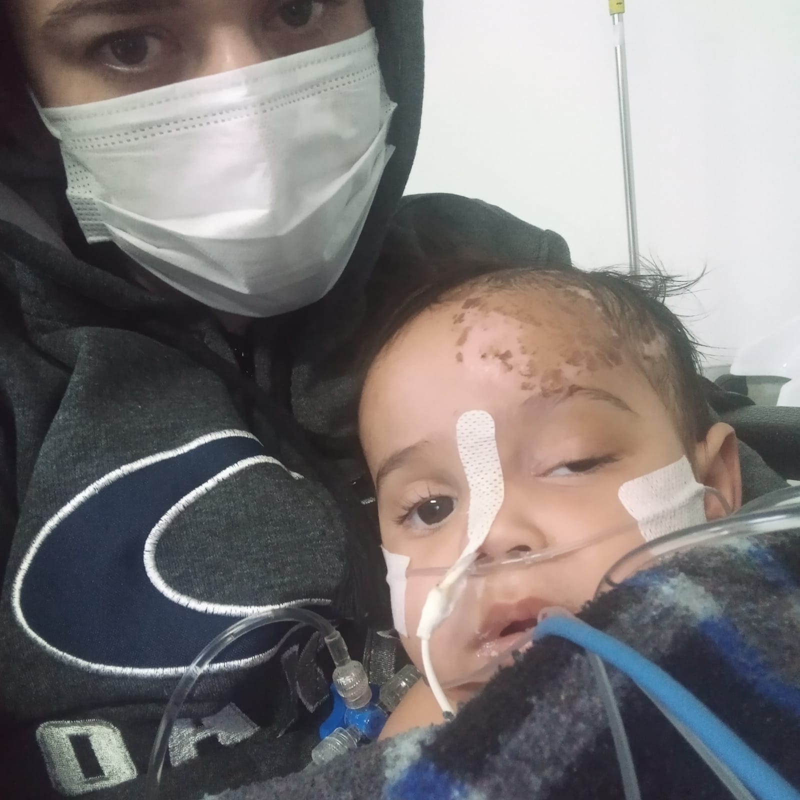 EXCLUSIVO: Bebê atropelada por moto já respira sem aparelhos e começa a se alimentar 