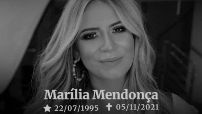 Marília Mendonça morre em acidente de avião em MG