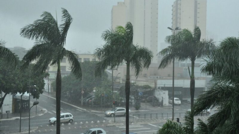 Frente fria traz mais chuvas a Goiás nesta quinta-feira