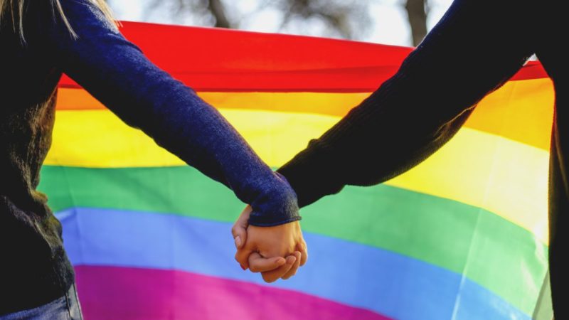 Cartilha sobre LGBTfobia visa educar para combater violência