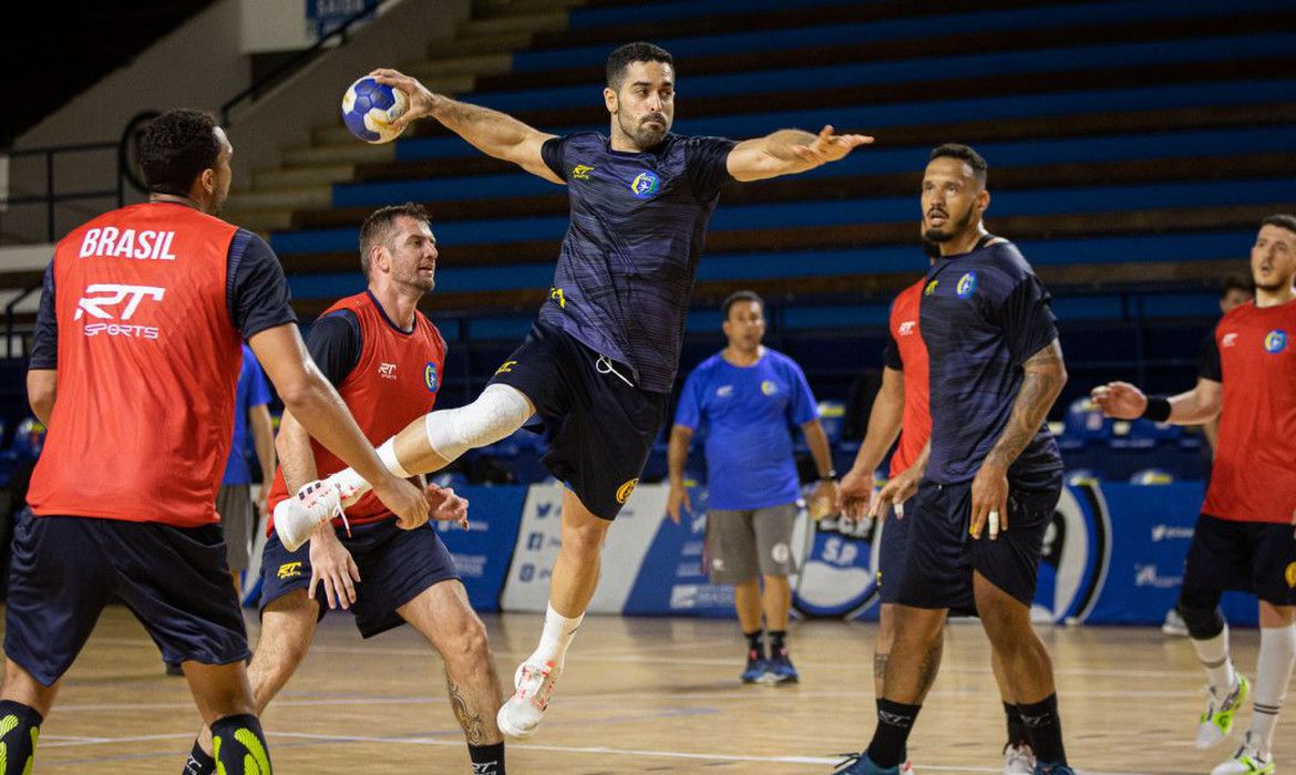 Handebol brasileiro estreia no Sul Centro-Americano contra o Paraguai