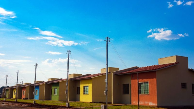 Entregues as primeiras 50 casas a custo zero do Pra Ter Onde Morar Construção, em Paraúna