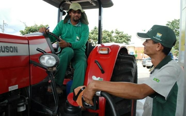 Petrobras aumenta em 8,87% preço do diesel