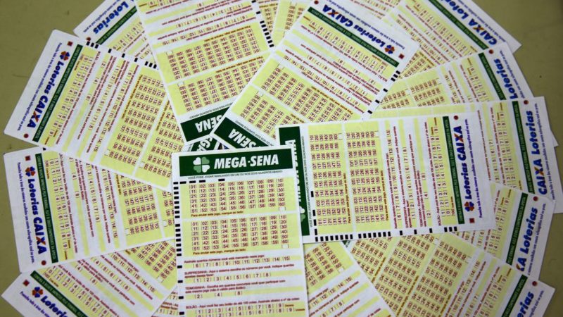 Mega-Sena acumula e próximo prêmio deve chegar a R$ 35 milhões