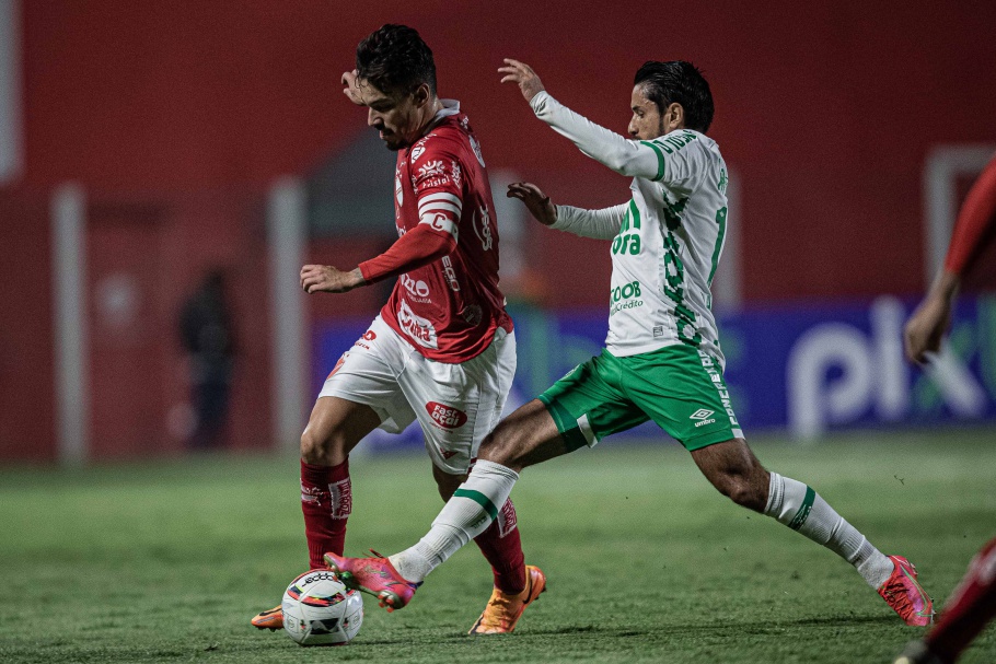 Vila Nova-GO e Chapecoense empatam pelo Brasileirão Série B