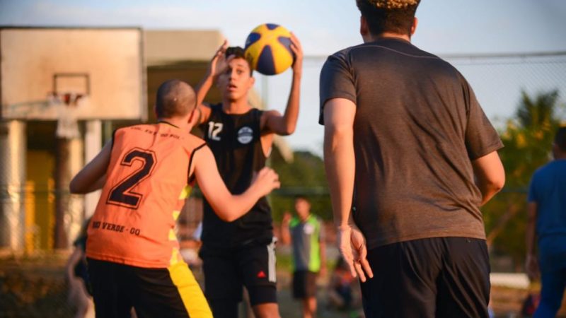 Liga Internacional de Basquete de Rua tem início nesta quinta