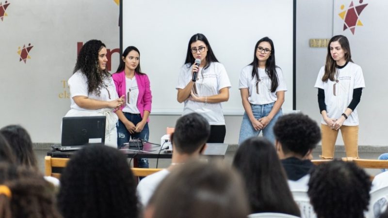 Compartilhando Direito promove ações em favor de mulheres e jovens em vulnerabilidade social