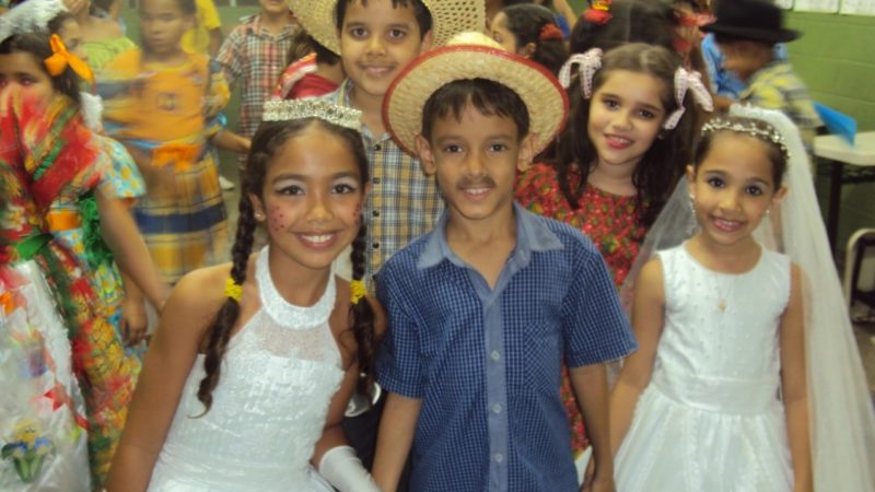 Escolas e Cmeis de Goiânia iniciam celebrações das festas juninas com apresentações culturais