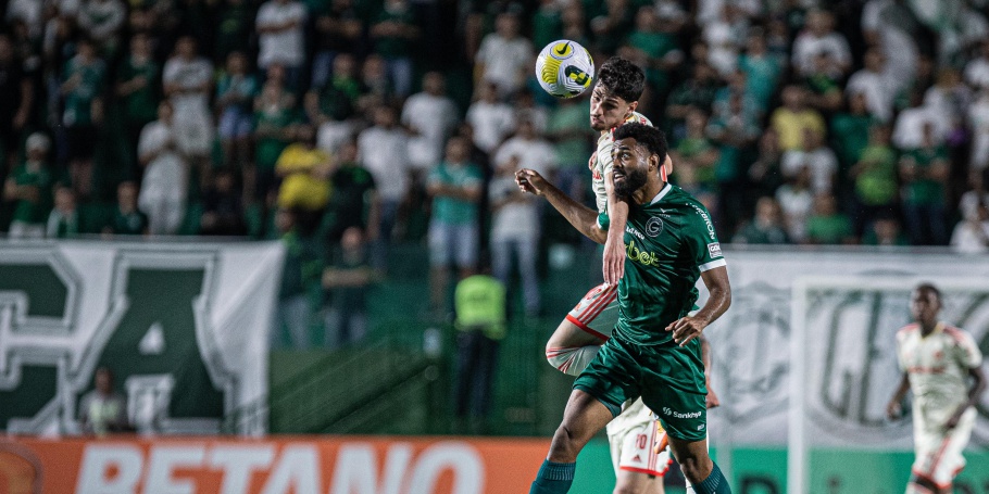 Internacional ganha do Goiás no Hailé Pinheiro por 2 a1