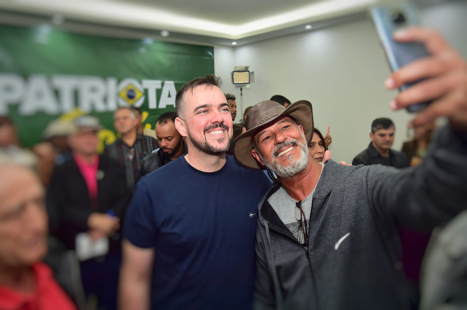 Mendanha participa de Festa do Divino, em Luziânia