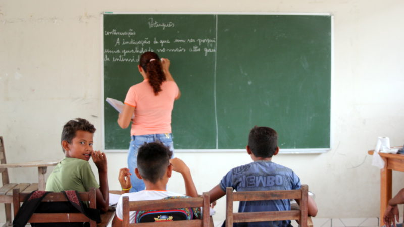 Presidente veta projeto de lei que prevê pedagogia da alternância para jovens do campo