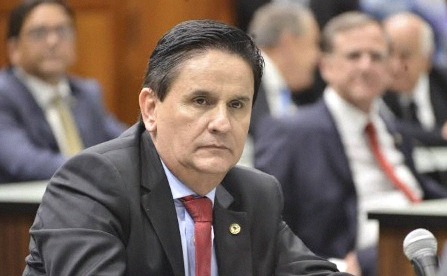 Rubens Marques apresenta projeto de passaporte da fibromialgia