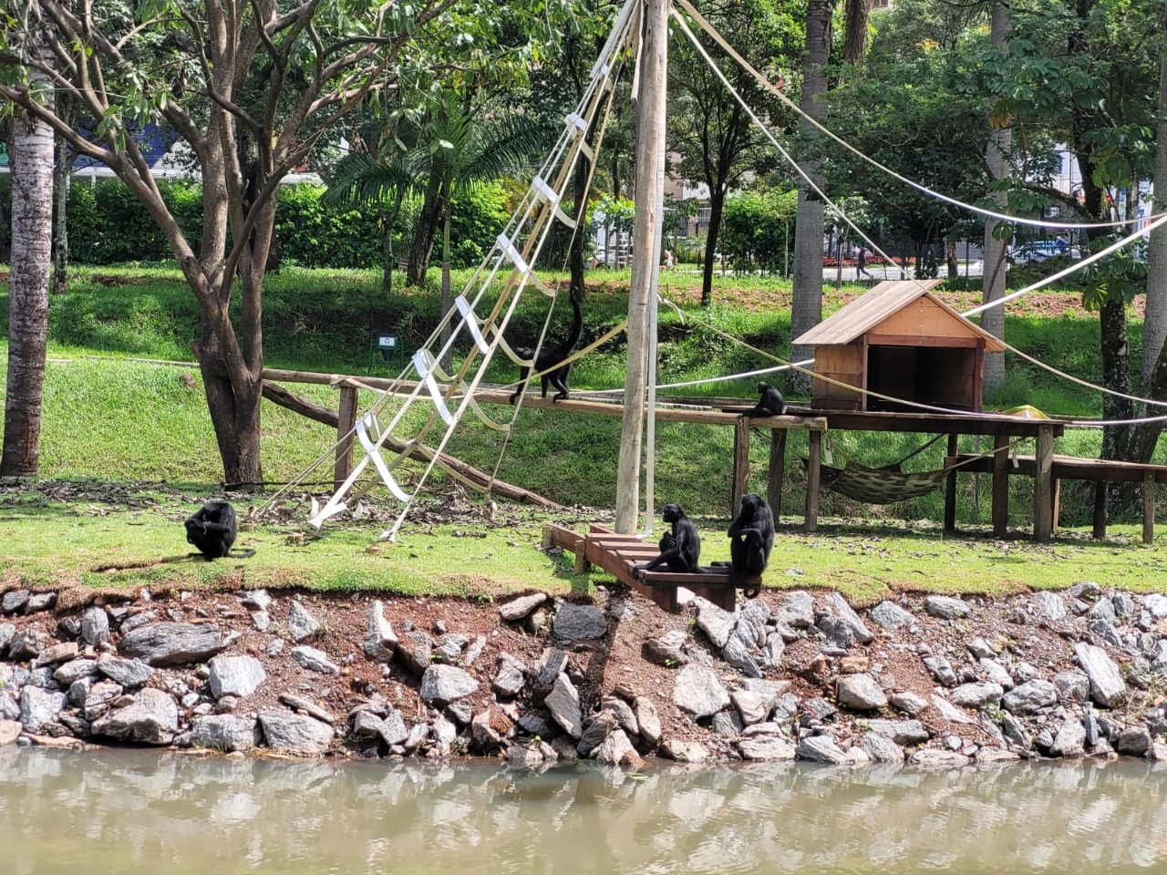 Profissionais contratados para operar brinquedos e bilheterias do Mutirama e Zoológico passam por treinamento, a partir desta quinta-feira (23/06)