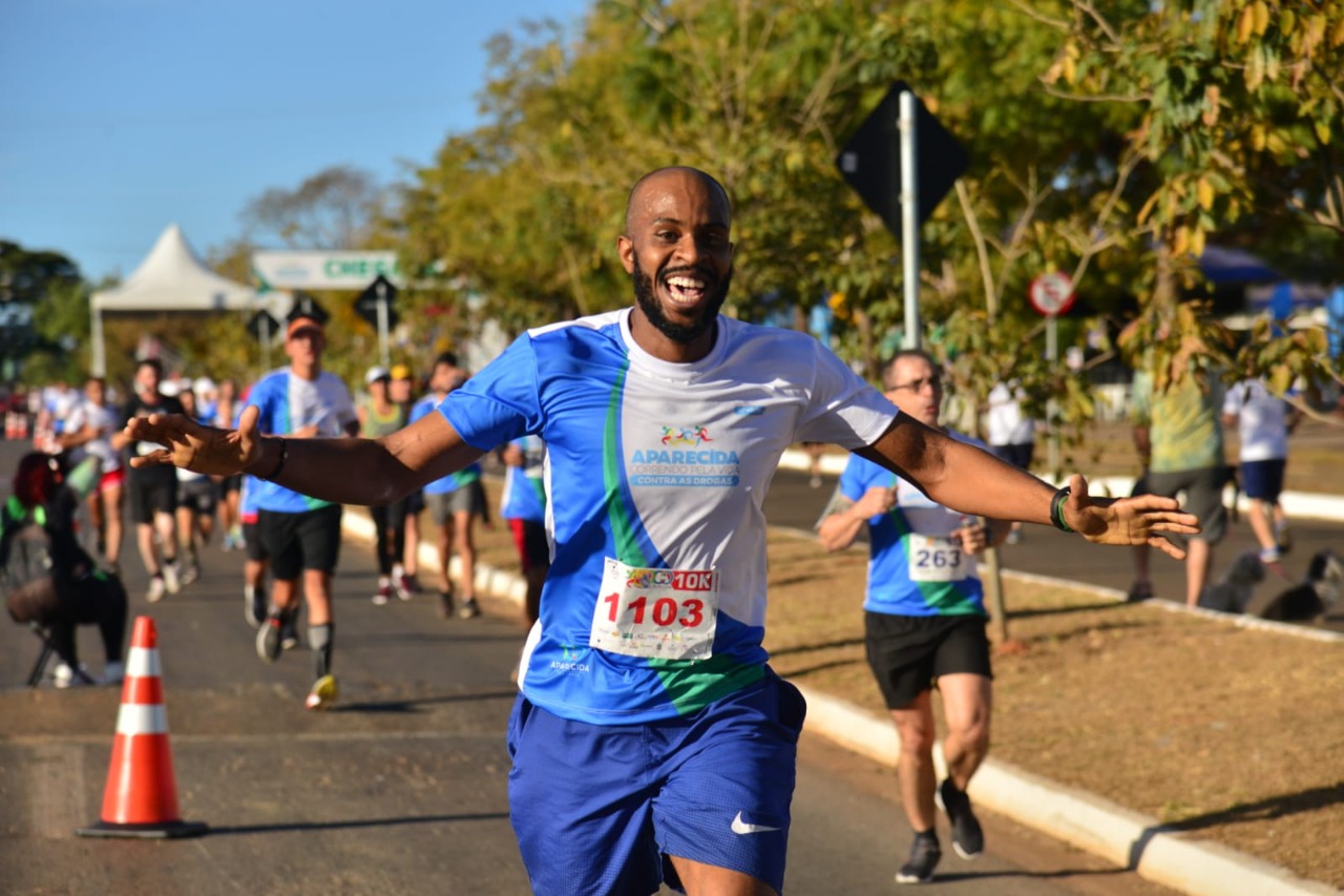 2 mil atletas participam da tradicional corrida de rua de Aparecida