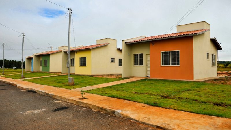 Hidrolândia e Santo Antônio do Descoberto abrem inscrições para casas a custo zero