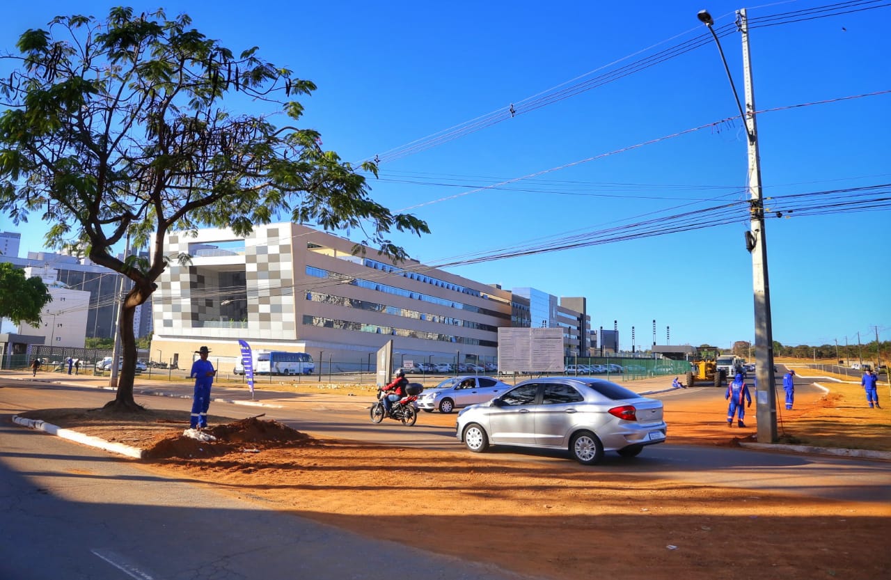 Prefeitura de Goiânia faz intervenções na região do Park Lozandes para melhorar mobilidade