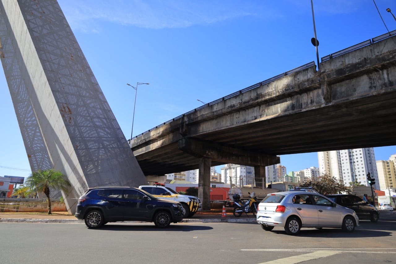 Incêndio não compromete integridade do viaduto da T-63, aponta relatório inicial da Seinfra