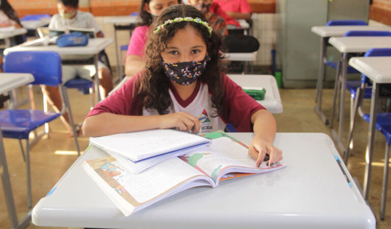 Alunos da Rede Municipal de Aparecida voltam às aulas na terça-feira, 2