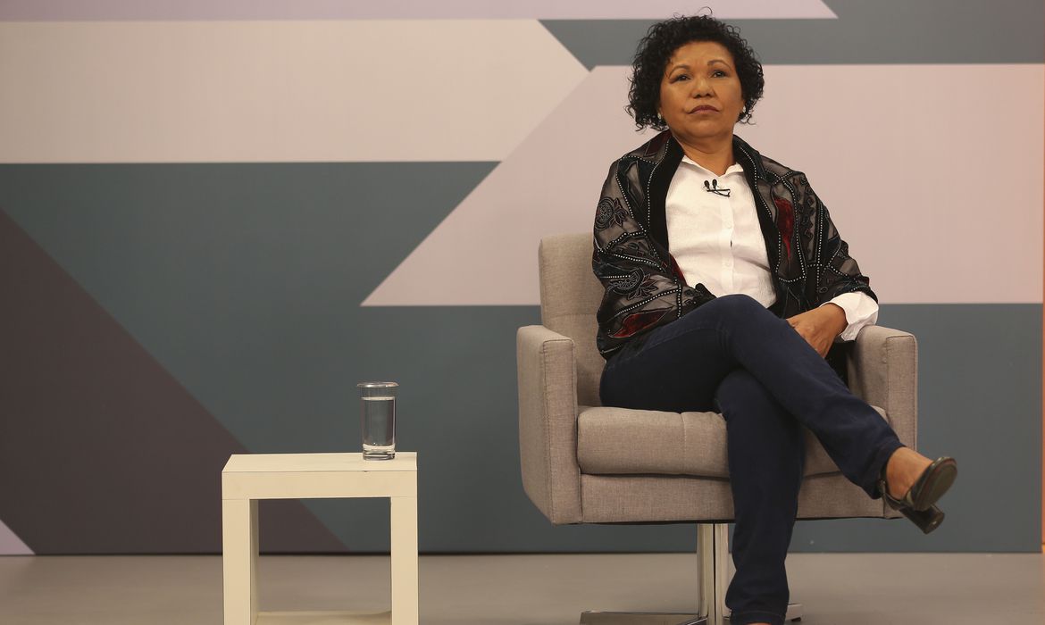 Vera Lúcia defende garantia de igualdade na disputa eleitoral