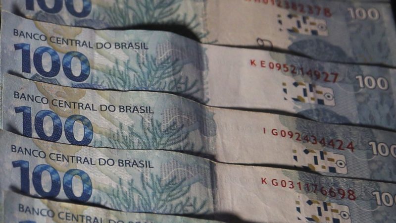 Caixa antecipa em um mês distribuição dos lucros do FGTS