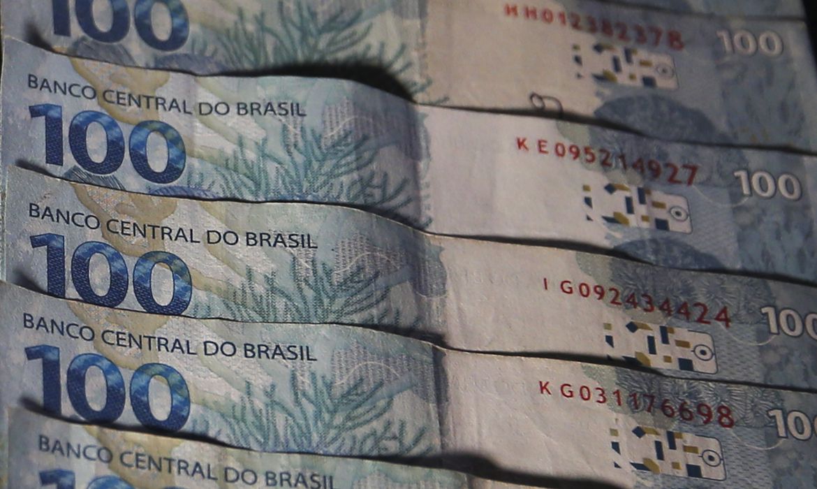 Poupança tem retirada líquida de R$ 12,66 bilhões em julho