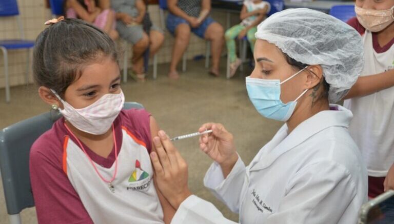 Saúde de Aparecida realiza novo ciclo de vacinação infantil em CMEI´s da cidade