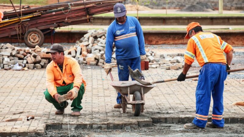 Obras na Praça do Trabalhador avançam e atingem 80% de conclusão