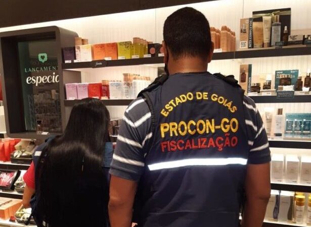 Cartilhas do Procon auxiliam consumidores e fornecedores para a Black Friday