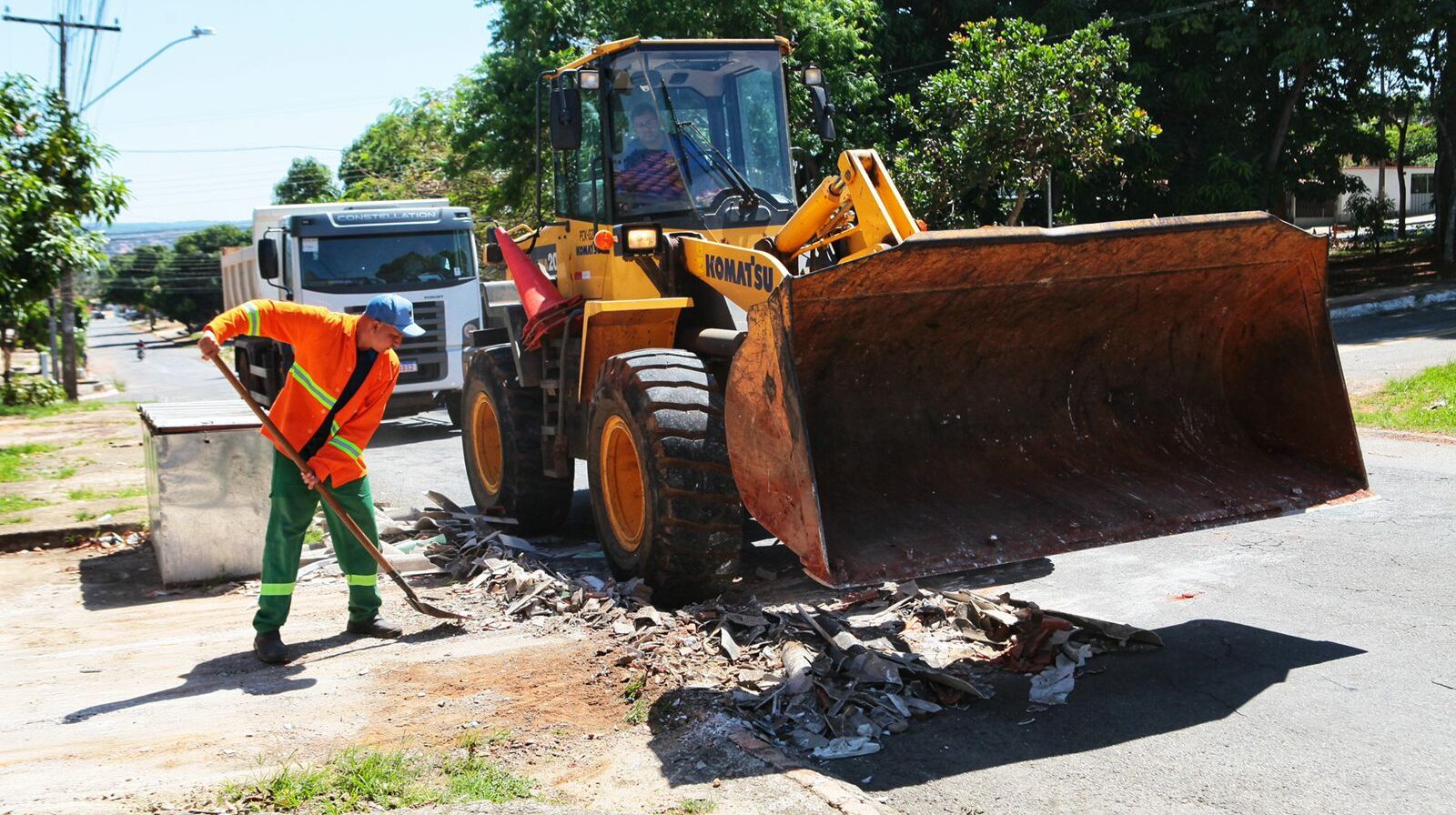 Prefeitura de Goiânia amplia ações de limpeza e manutenção em 72 bairros, nesta quinta-feira (24/11)