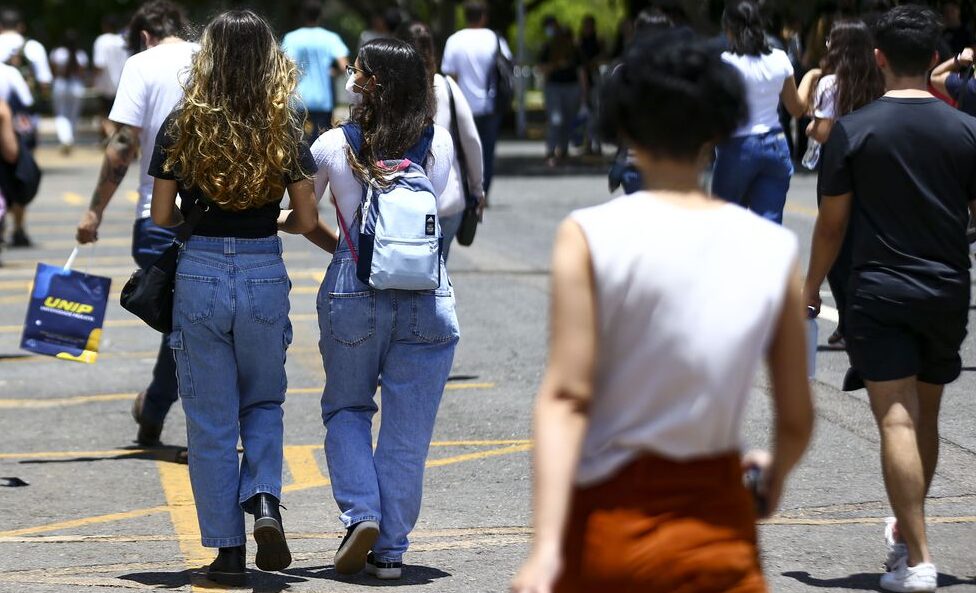 Professores dão dicas para segundo dia de provas do Enem