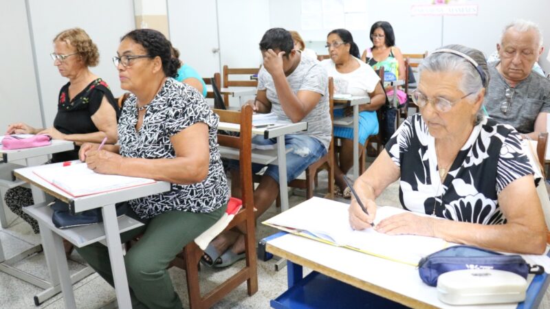 Prefeitura de Goiânia está com matrículas abertas para Educação de Jovens e Adultos