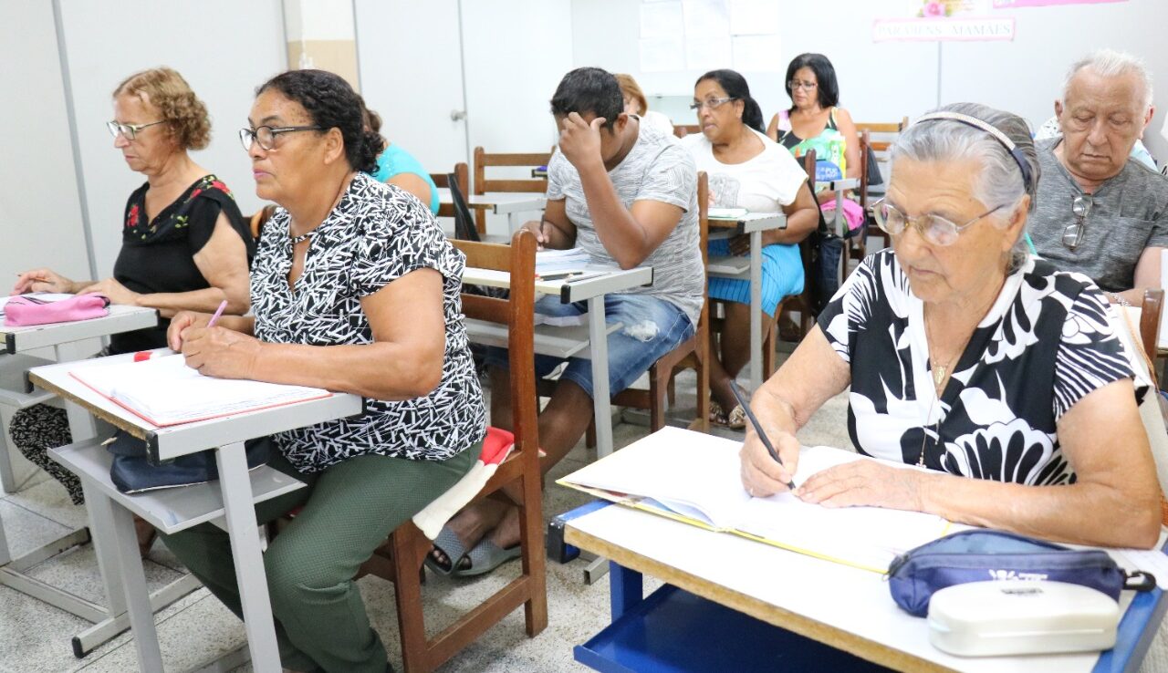 Prefeitura de Goiânia está com matrículas abertas para Educação de Jovens e Adultos