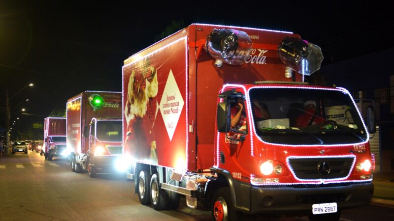 Caravana de Natal Coca-Cola Bandeirantes leva a magia do Natal para diversas cidades de Goiás