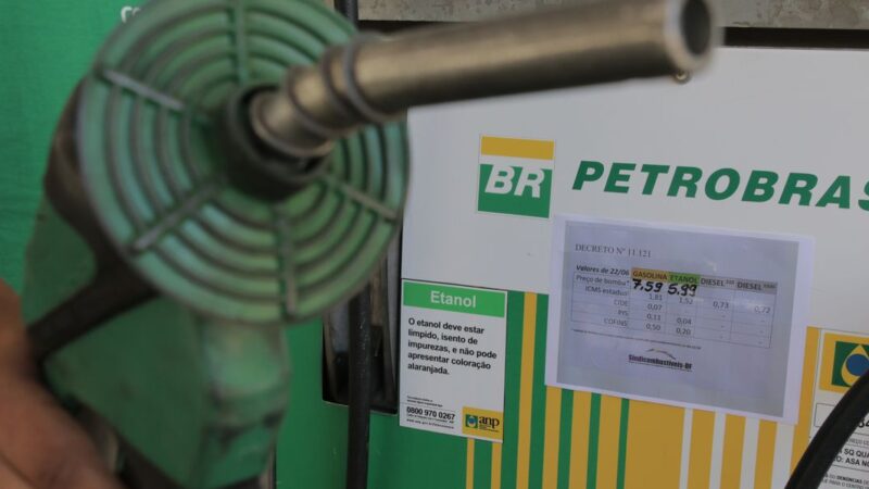 Petrobras reduz preços da gasolina e do diesel para as distribuidoras