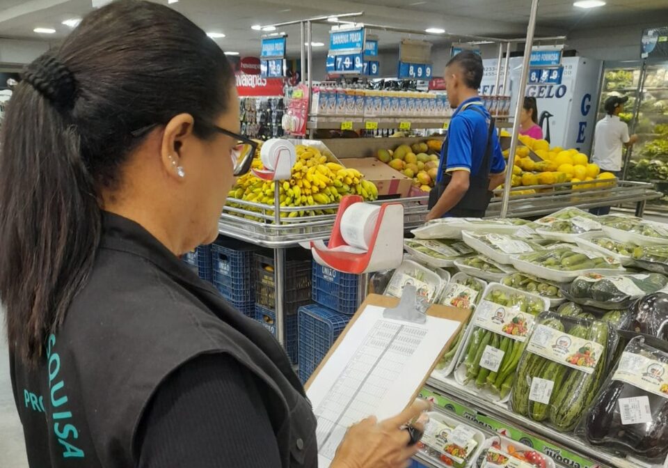 Pesquisa do Procon Goiânia encontra produtos de hortifruti com variação de preço em até 182%