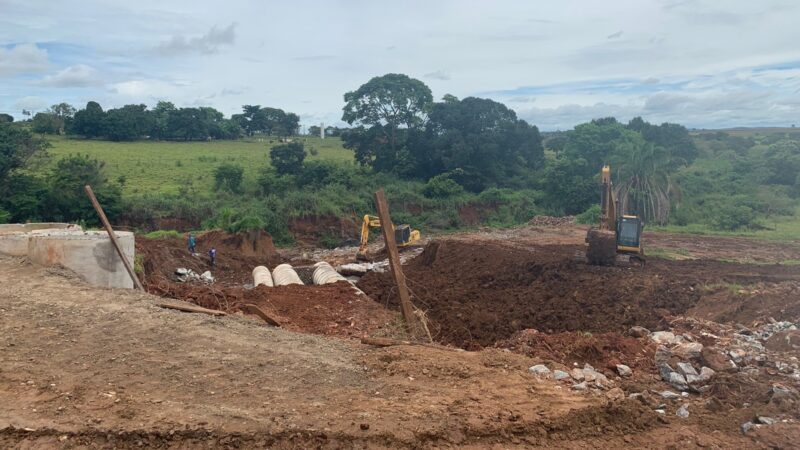 Prefeitura de Goiânia recupera erosão no Córrego Caveiras, no Residencial Paulo Pacheco