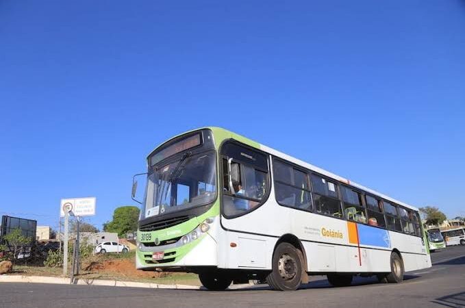 Prefeitura de Goiânia lança Cartão Família, que poderá ser utilizado por até cinco pessoas no transporte coletivo, aos finais de semanas e feriados