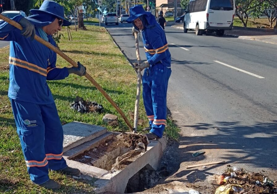 Prefeitura de Goiânia faz limpeza de mais de 2 mil bocas de lobo, no mês de maio