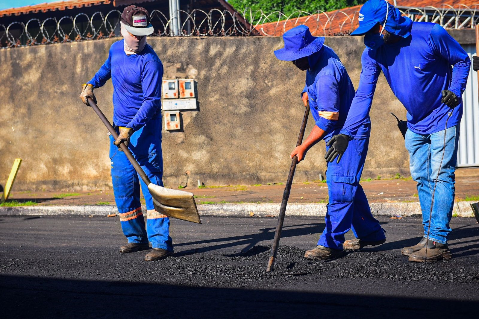 Prefeitura de Goiânia realiza operação tapa-buracos em 13 bairros, nesta segunda-feira (12/06)