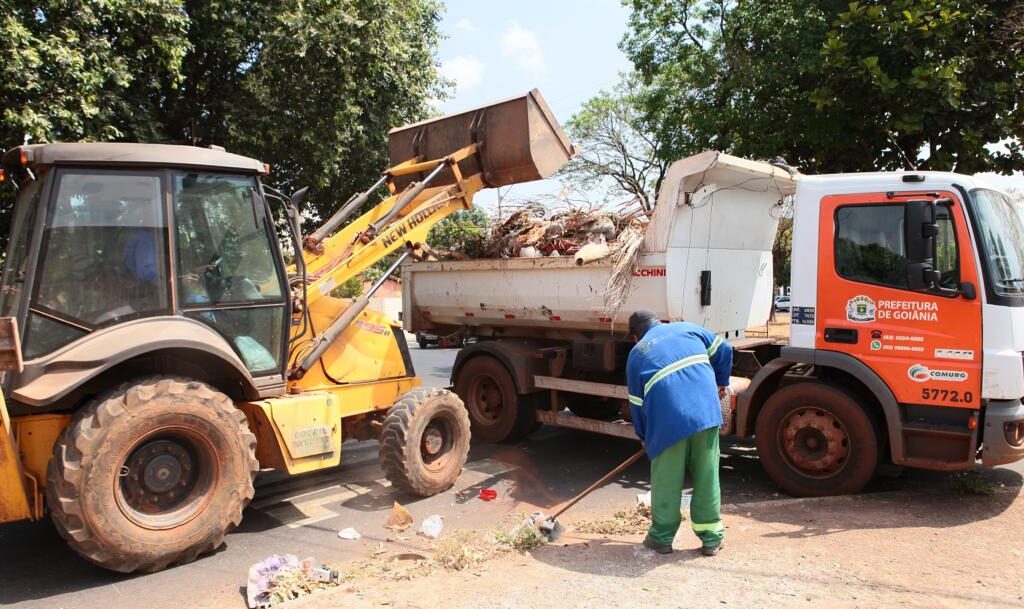 Prefeitura de Goiânia remove 8 mil toneladas de entulhos em 4 dias