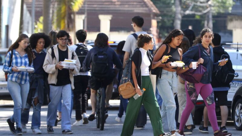 Pesquisa: 46% da população acham que país está melhor este ano