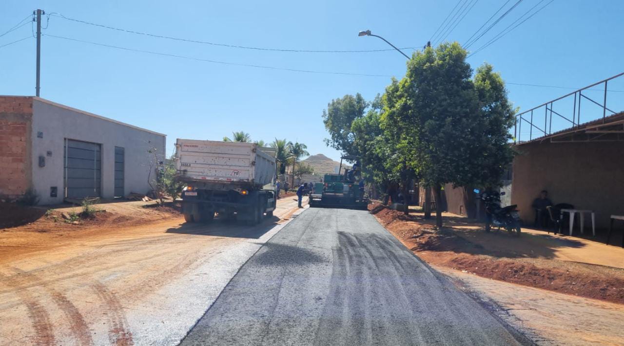 Prefeitura, por meio do Programa Goiânia Adiante, avança nas obras de drenagem e pavimentação, no Residencial Maringá